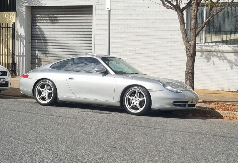 Spotted Thread - Page 140 - Porsche Gallery & Introductions - PFA